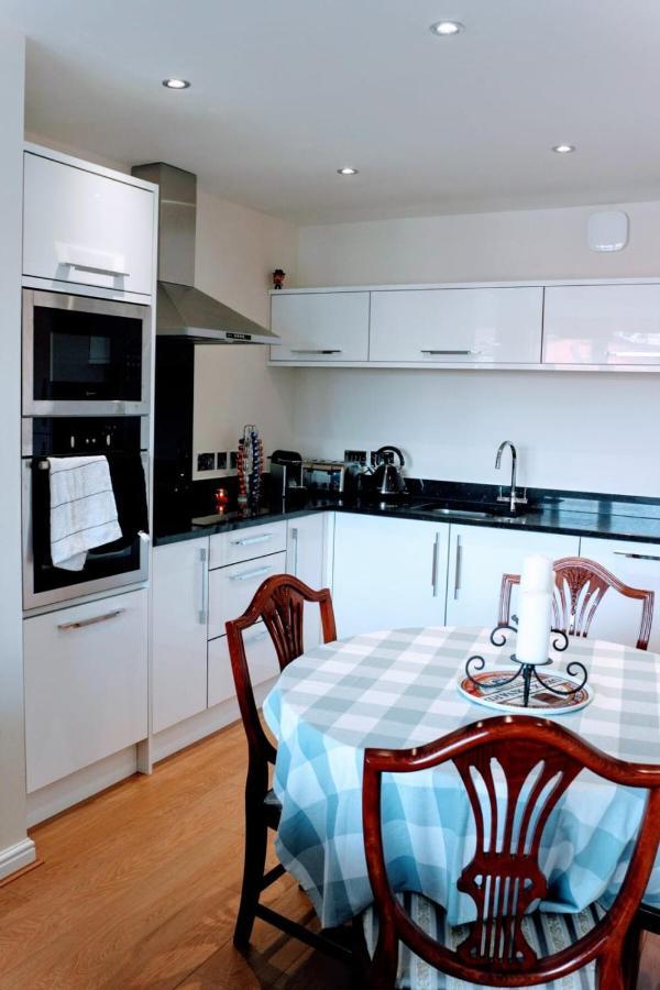 Modern Apartment In Edinburgh Kültér fotó